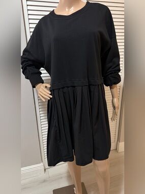 Ugerlov Black Oversized Sweatshirt Dress Minimalist Bubble Hem Large